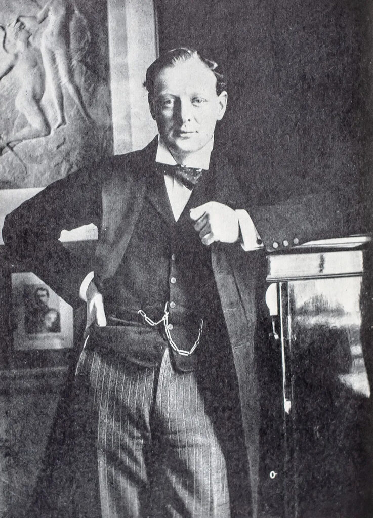 Czy dawniej mężczyźni ubierali się bardziej elegancko? Winston Churchill ok. 1900r.
