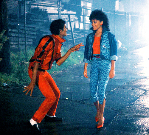 Michael Jackson w czarnych loafersach w teledysku do utworu Thriller (1984 r.)