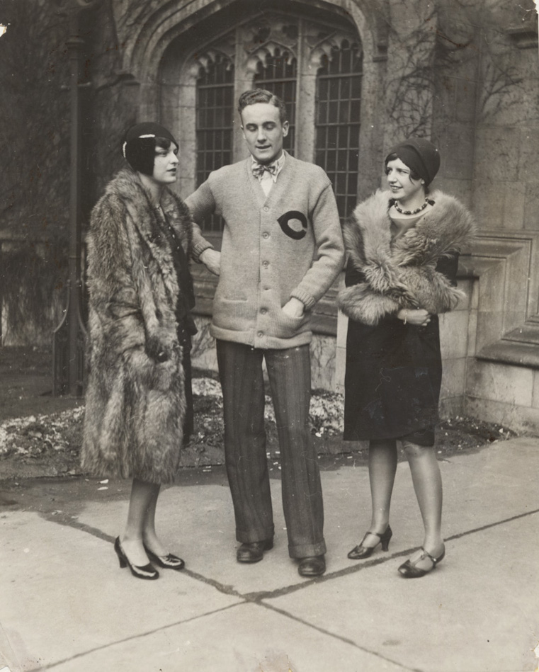 Skąd wziął się kardigan i jak stał się klasykiem męskiej i damskiej garderoby? Letterman jacket University of Chicago 1920s